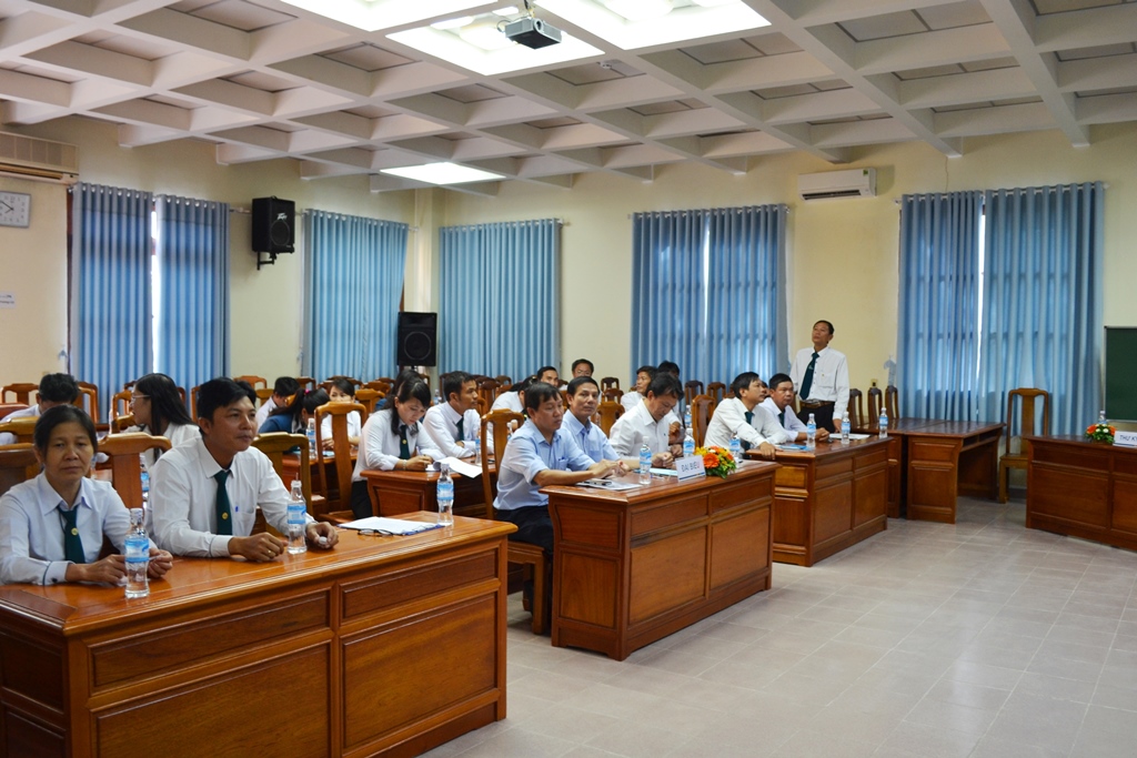 Dai-hoi-chi-bo-nhiem-ky-VI-1