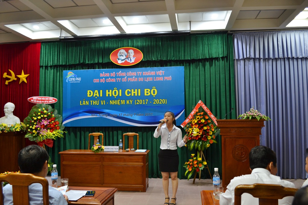 Dai-hoi-chi-bo-nhiem-ky-VI-2