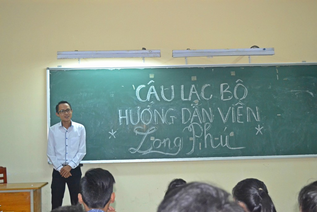 cau-lac-bo-huong-dan-vien-long-phu-4