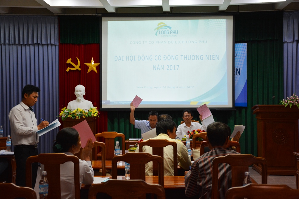 Dai-hoi-co-dong-2017-7