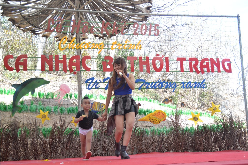 le-hoi-khi-monkey-festival-2015