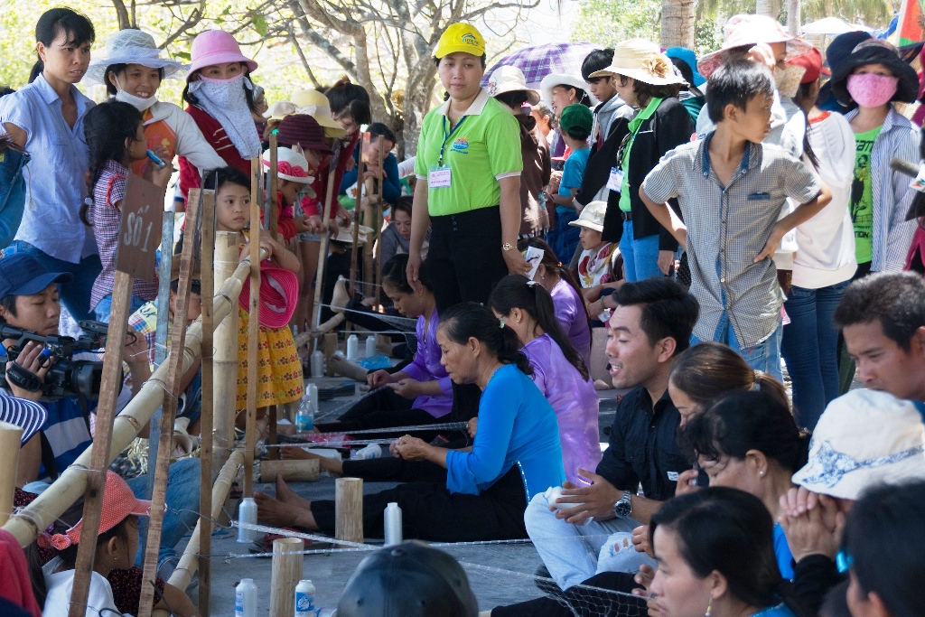 le-hoi-khi-monkey-festival-2015