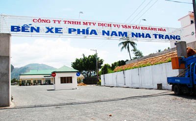 Ben-xe-phia-nam-moi-xay